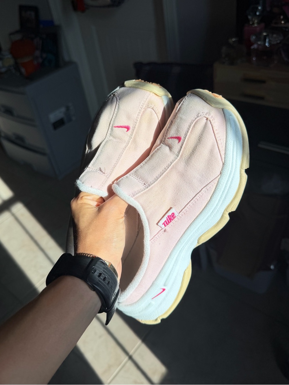 Y2K Nike Women's Light Pink Slip-On Sneakers with White Midsole